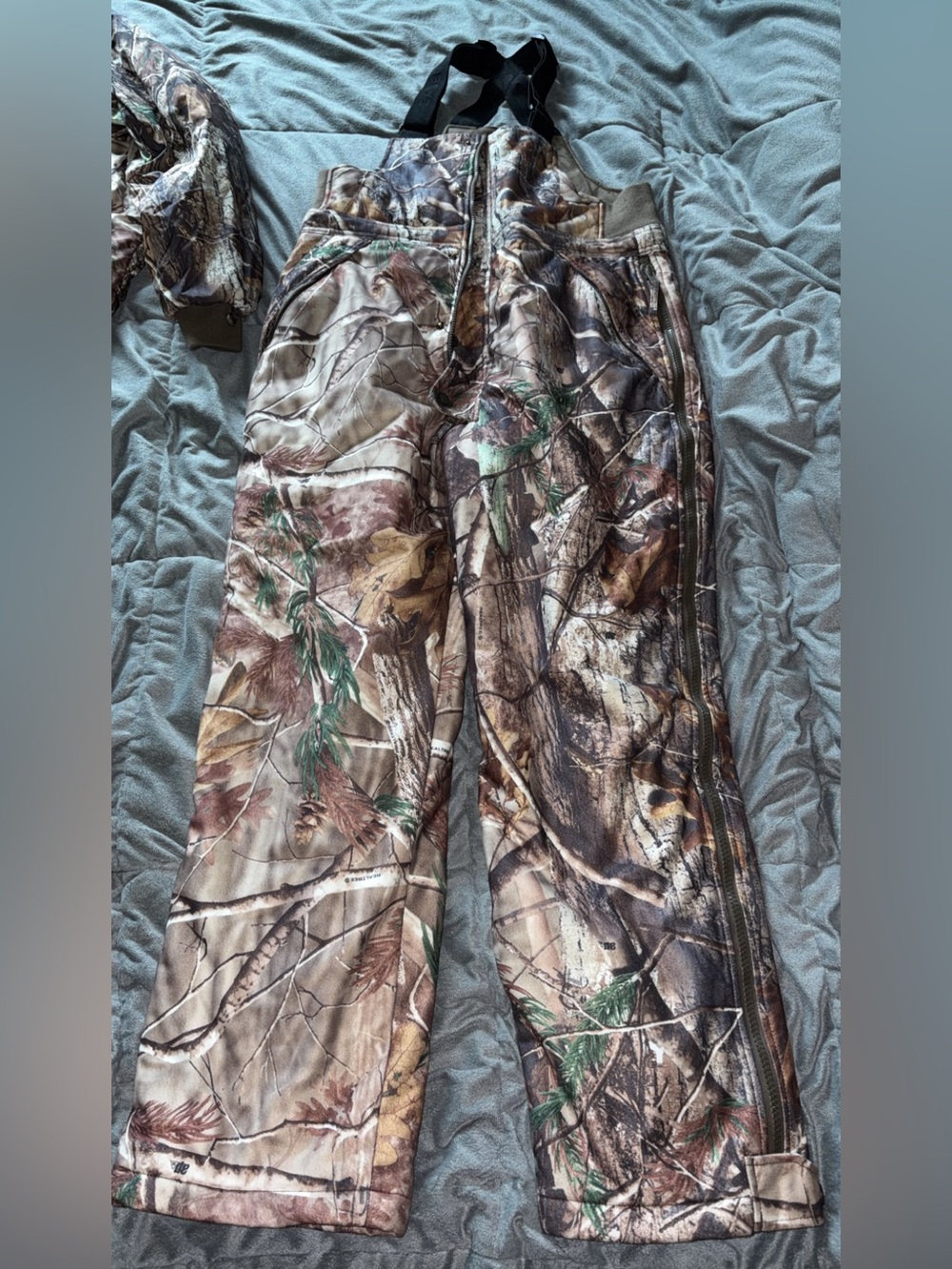 Women’s size large - Realtree-Style Brown/Green Camo Outwear Hunting Set.